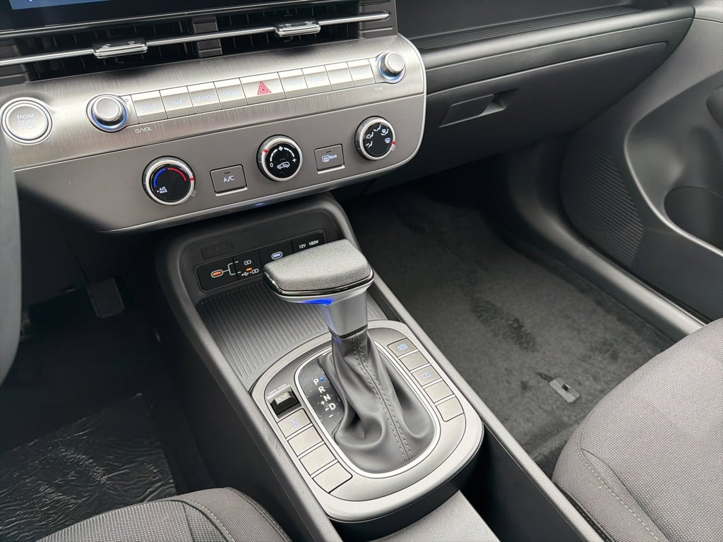 New 2026 Hyundai Kona SE image 24