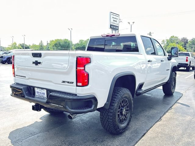 New 2026 Chevrolet Silverado 2500 ZR2 w/ LPO, Dark Essentials Package AWD/4WD image 11