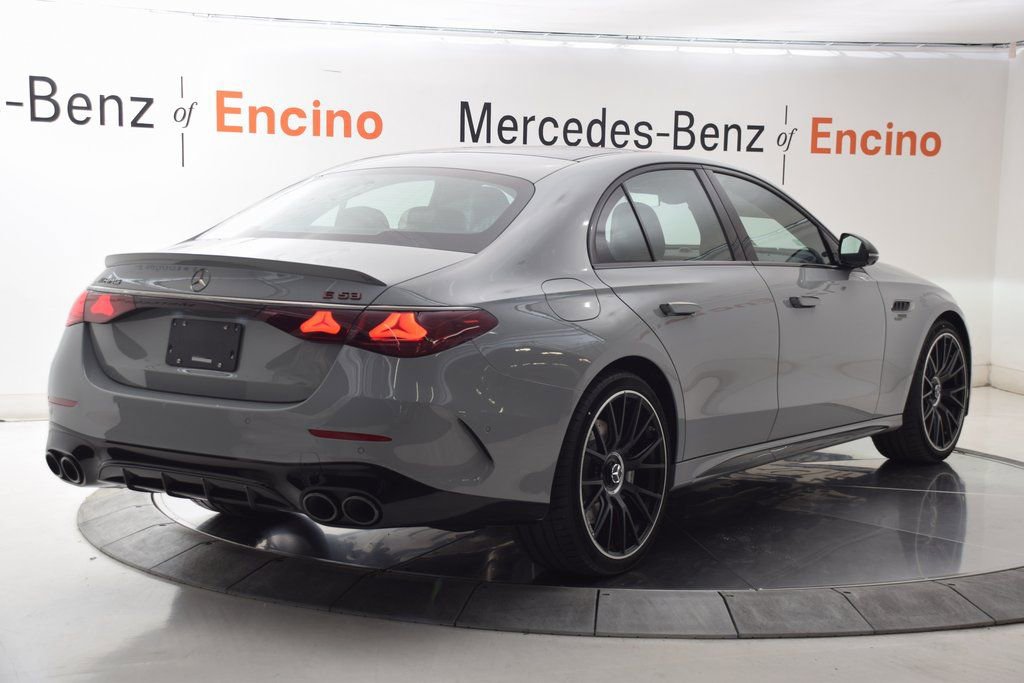 New 2026 Mercedes-Benz E 53 AMG e 4MATIC Sedan image 6