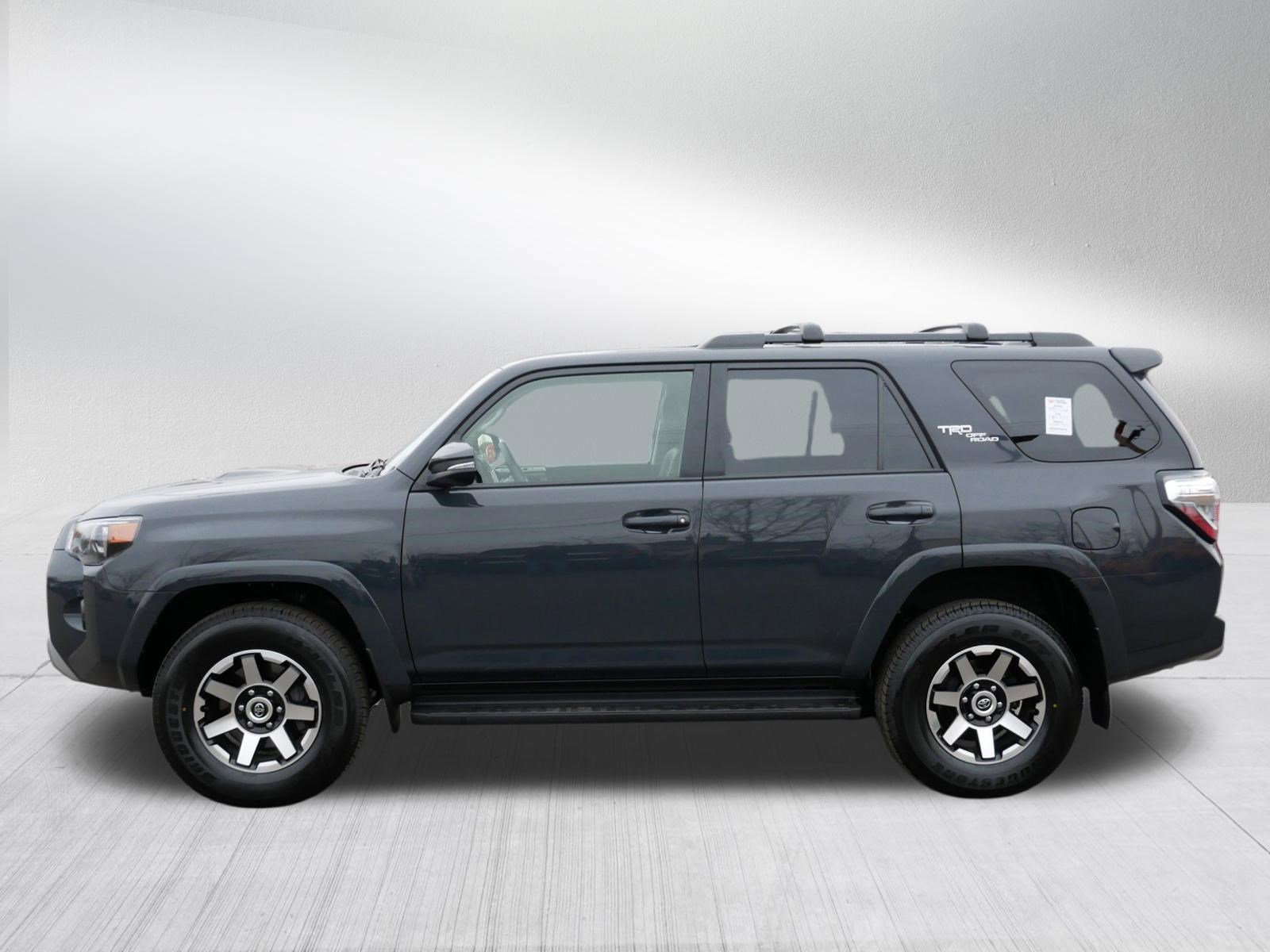 Used 2024 Toyota 4Runner TRD Off-Road Premium image 4