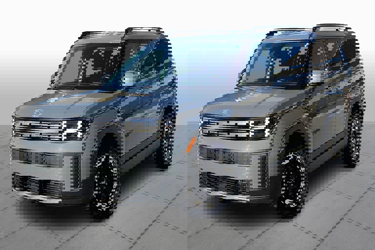 Used 2024 Hyundai Santa Fe SEL image 1