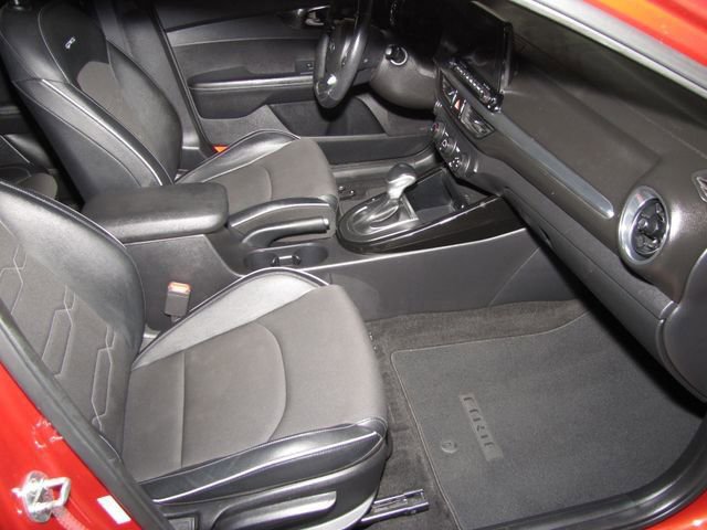 Used 2020 Kia Forte GT-Line w/ GT-Line Premium Package image 21