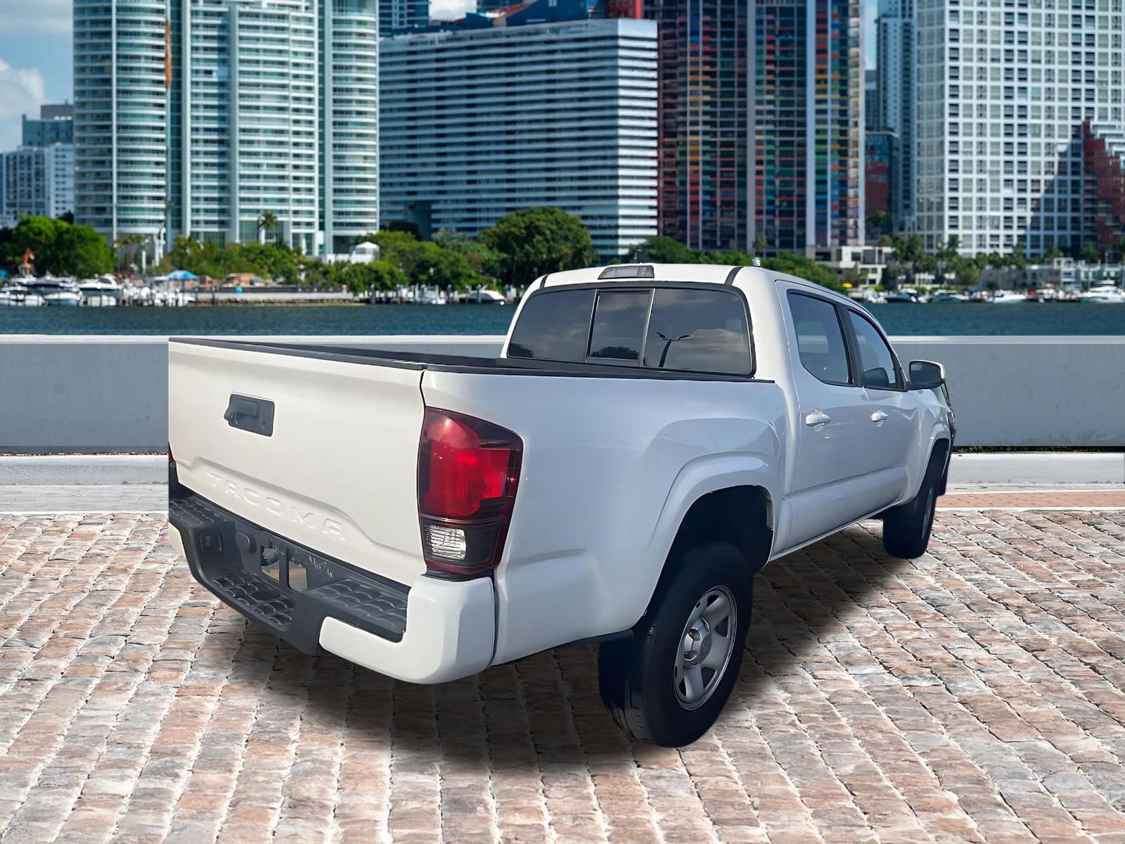 Used 2021 Toyota Tacoma SR w/ SR Convenience Package image 32