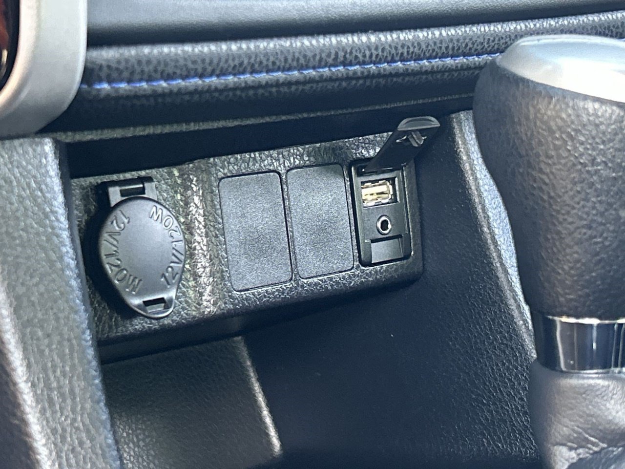 Used 2018 Toyota Corolla SE FWD image 26