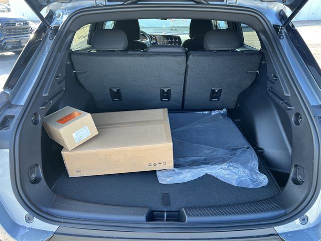 New 2026 Chevrolet Equinox EV LT image 5