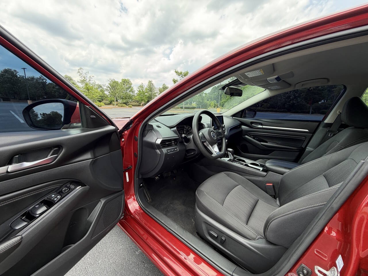 Used 2021 Nissan Altima 2.5 SV FWD image 19