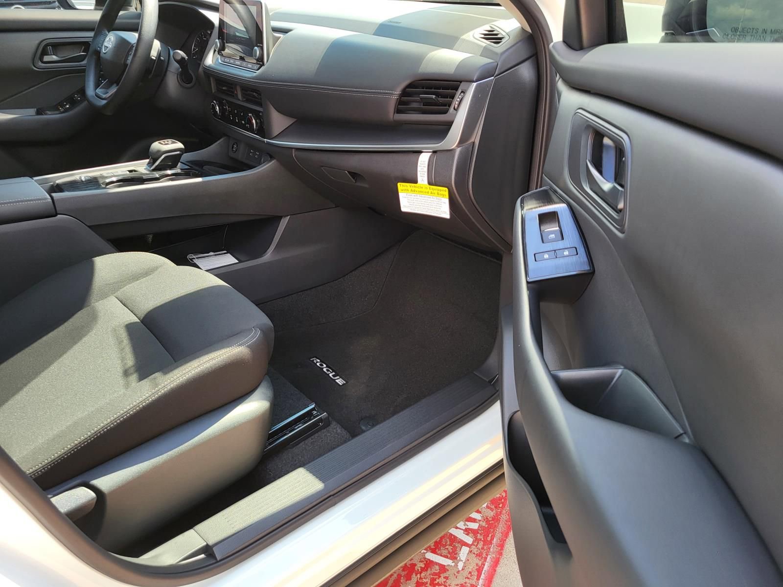 New 2026 Nissan Rogue S image 10