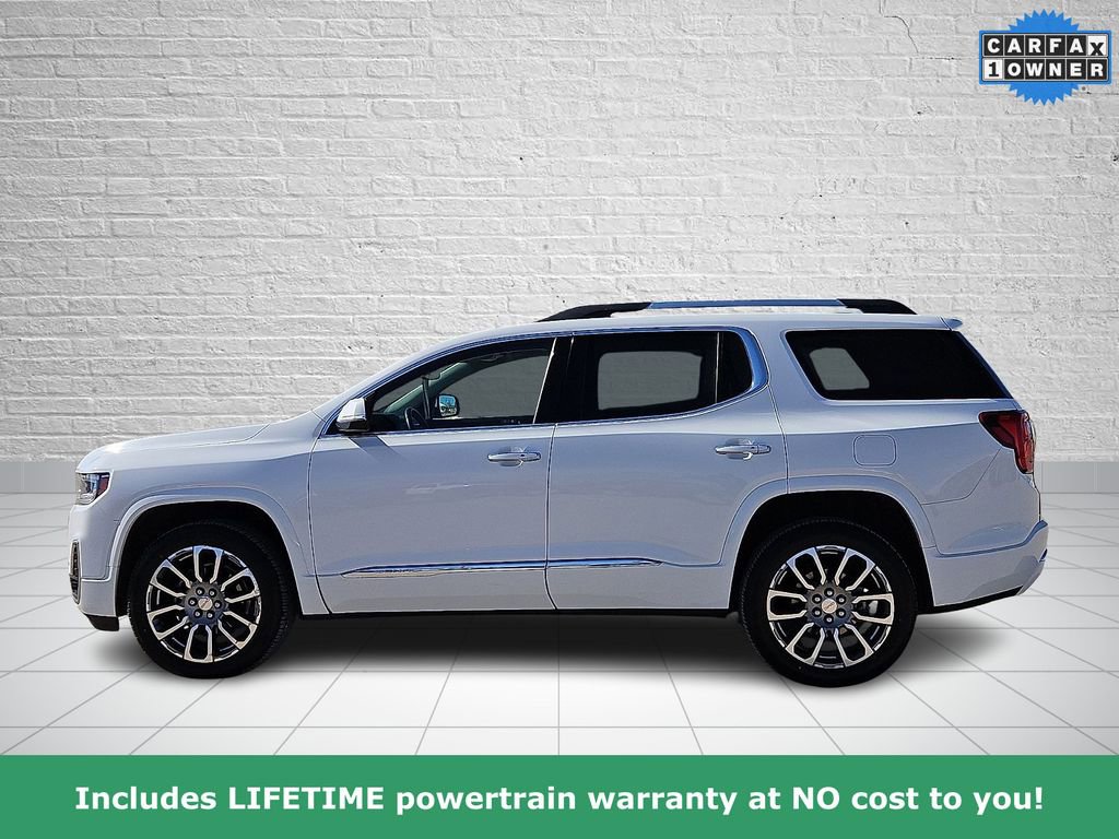 Used 2023 GMC Acadia Denali image 2