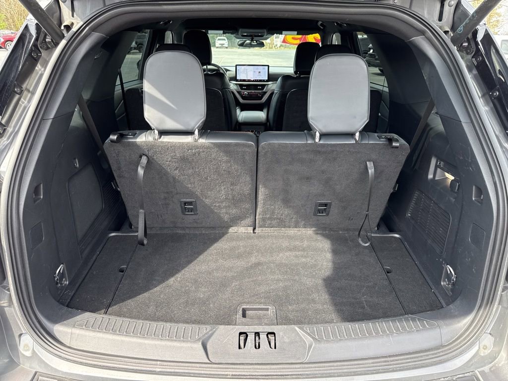 Certified 2025 Ford Explorer ST-Line image 29