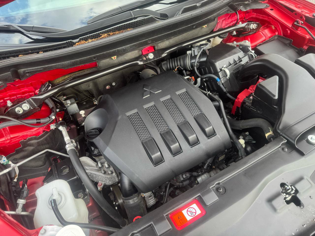 Used 2024 Mitsubishi Eclipse Cross SE image 52