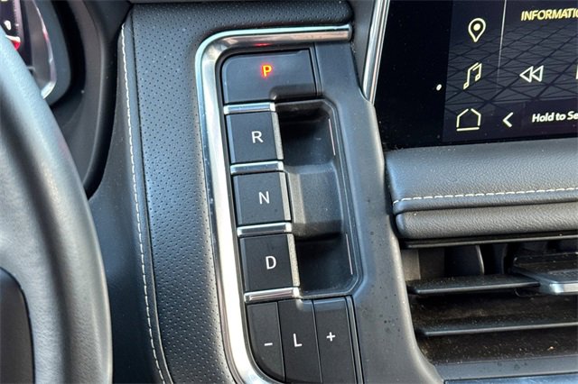 Used 2023 GMC Yukon SLT image 33