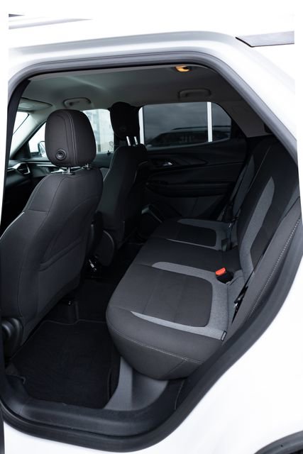 Used 2025 Chevrolet TrailBlazer LT AWD/4WD image 22