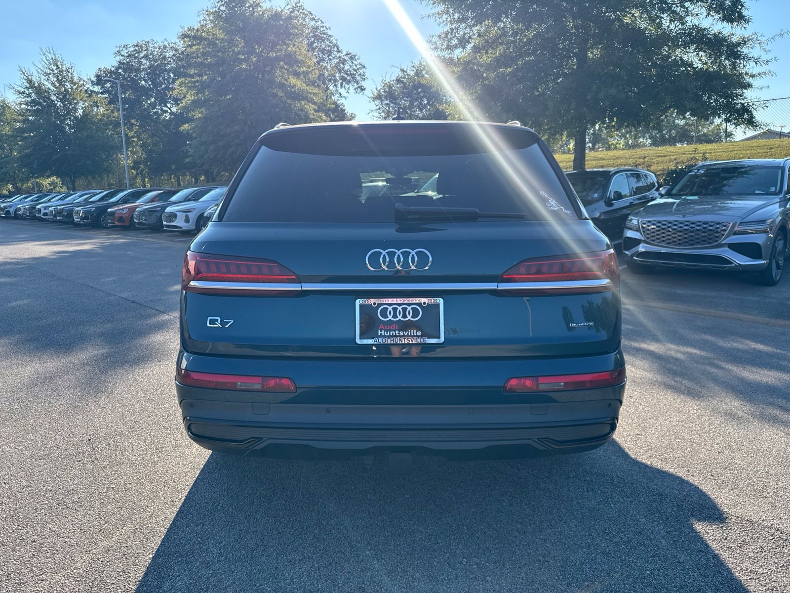 Used 2020 Audi Q7 3.0T Prestige w/ Black Optic Package AWD/4WD image 7