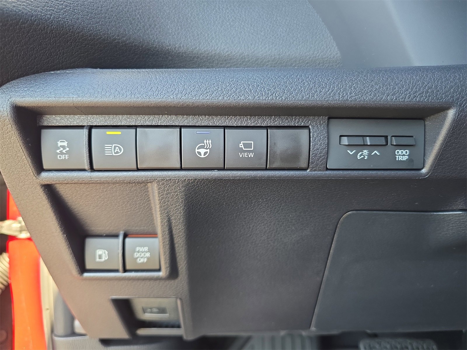 Used 2025 Toyota Sienna Platinum image 23