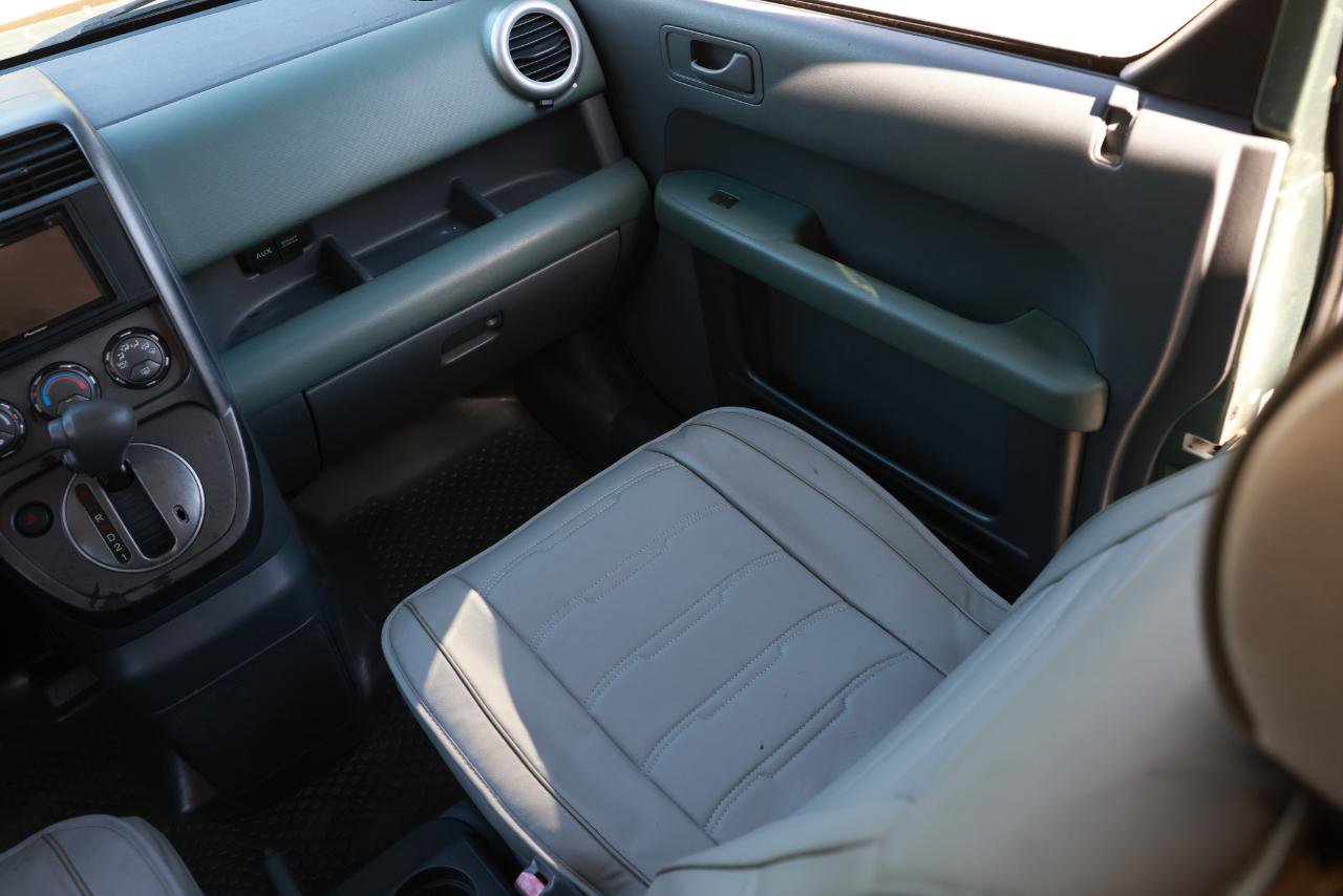 Used 2004 Honda Element EX image 22