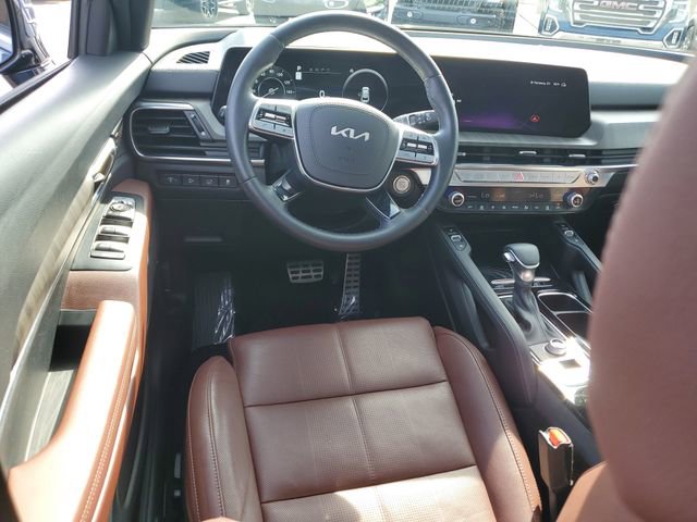 Used 2024 Kia Telluride SX w/ Towing Package image 14