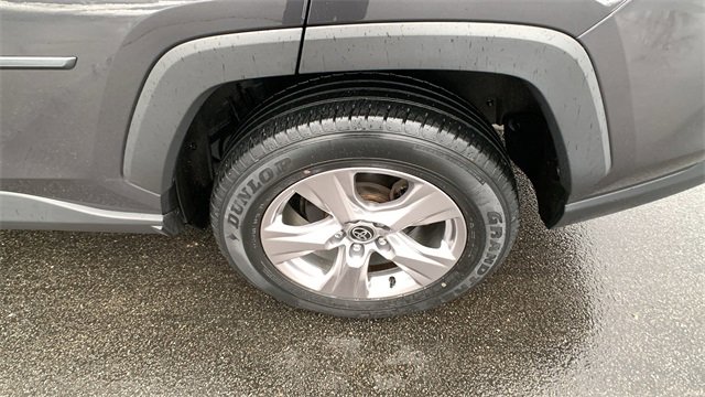 Used 2023 Toyota RAV4 XLE image 33