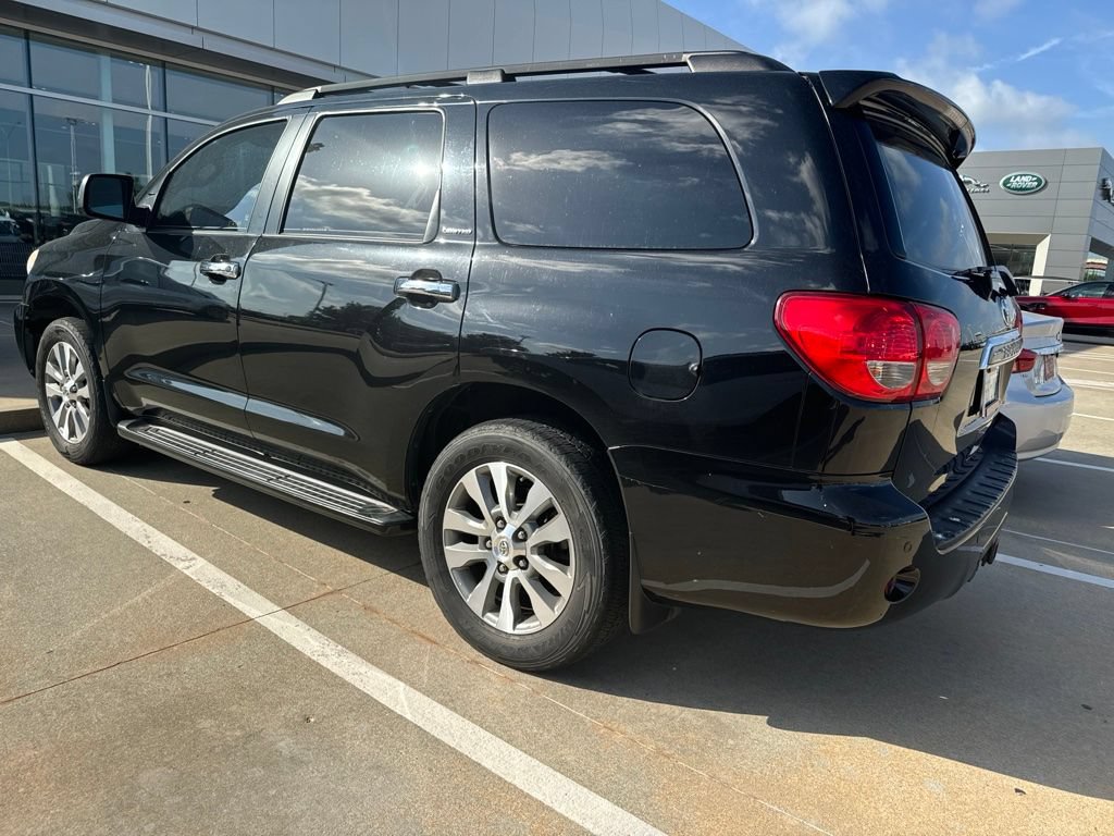 Used 2017 Toyota Sequoia Limited w/ Safety & Convenience Package RWD image 4