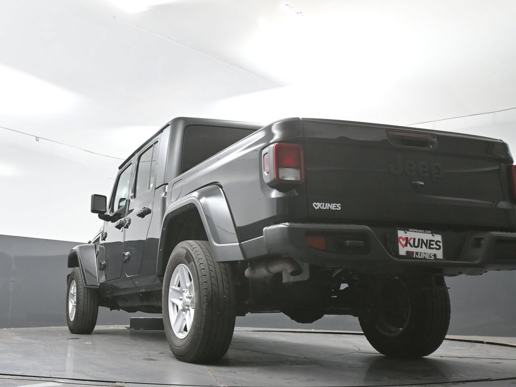 Used 2023 Jeep Gladiator Sport AWD/4WD image 54
