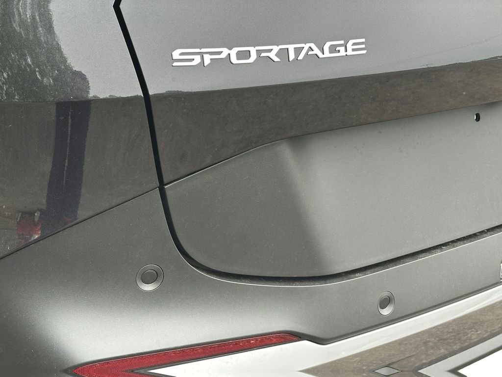 New 2026 Kia Sportage LX AWD/4WD image 17
