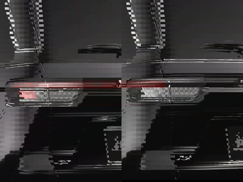 New 2025 Jeep Grand Cherokee Limited image 12