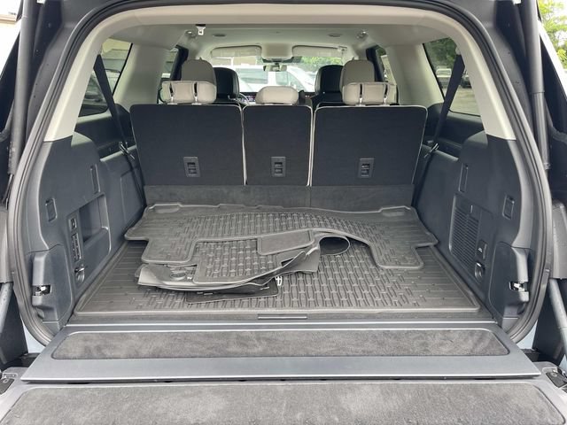 New 2026 Lincoln Navigator L Premier AWD/4WD image 12