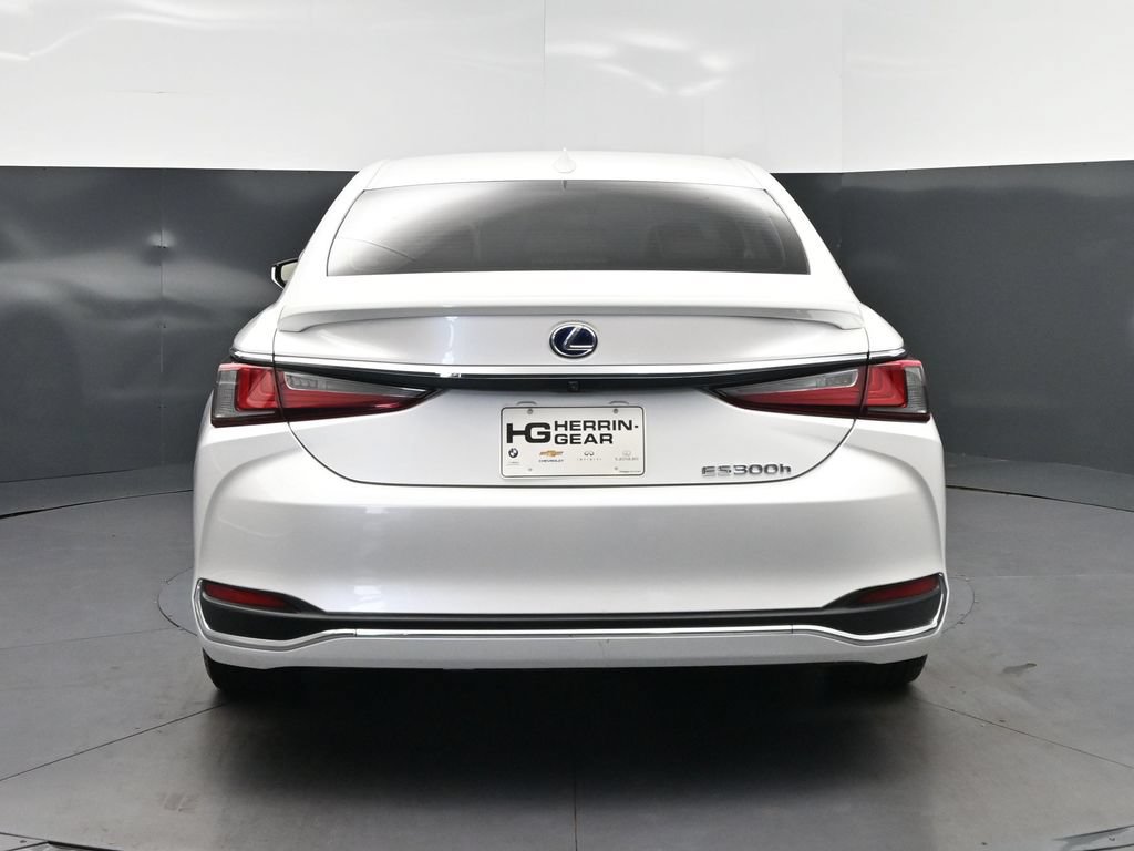 Certified 2021 Lexus ES 300h w/ Accessory Package FWD image 6