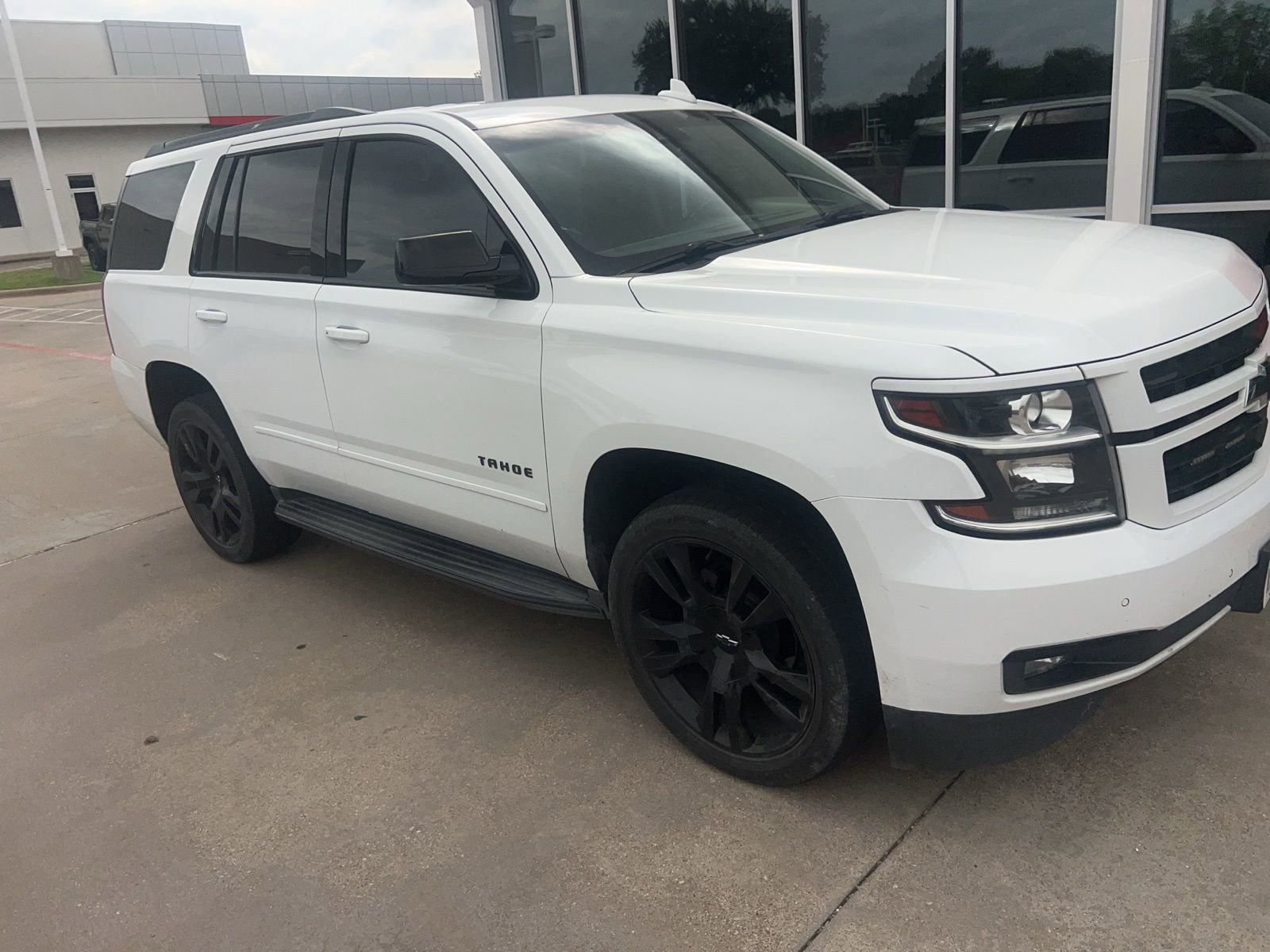 Used 2018 Chevrolet Tahoe Premier AWD/4WD image 13