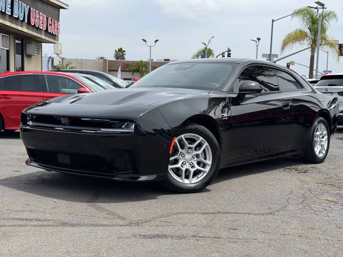 Used 2025 Dodge Charger Daytona R/T w/ Quick Order Package 25M R/T AWD/4WD image 2