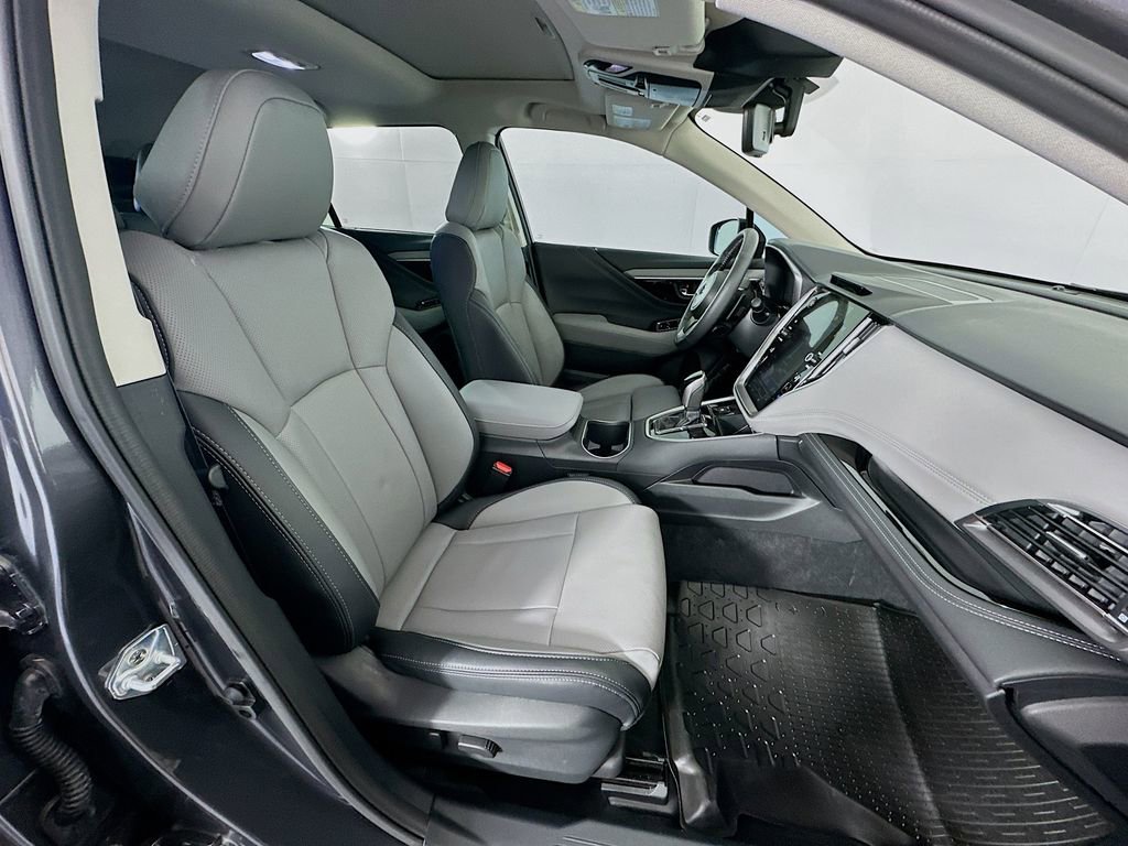 Used 2025 Subaru Outback Limited w/ Popular Package #2 image 29