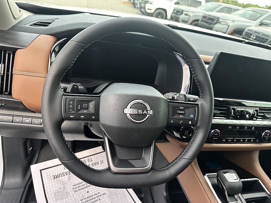 Certified 2026 Nissan Pathfinder Platinum image 23