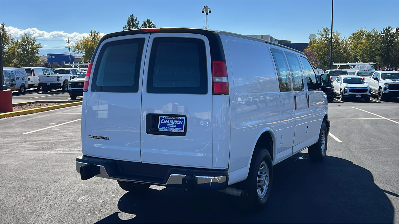 Certified 2023 Chevrolet Express 2500 w/ Driver Convenience Package image 5