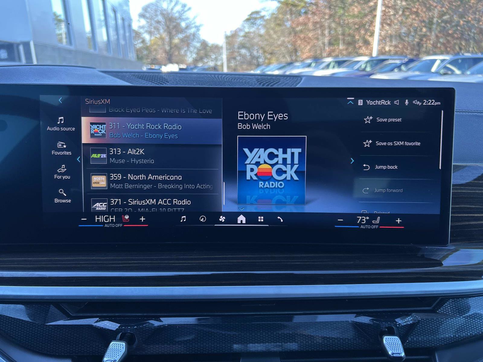 Used 2025 BMW X5 xDrive50e image 27