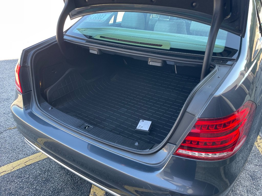 Used 2015 Mercedes-Benz E 350 Sedan w/ Premium 1 Package image 17
