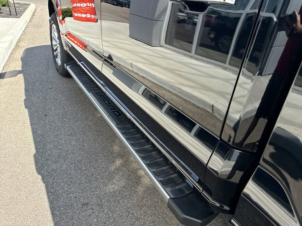 New 2024 Ford F150 XLT w/ Equipment Group 302A MID image 25