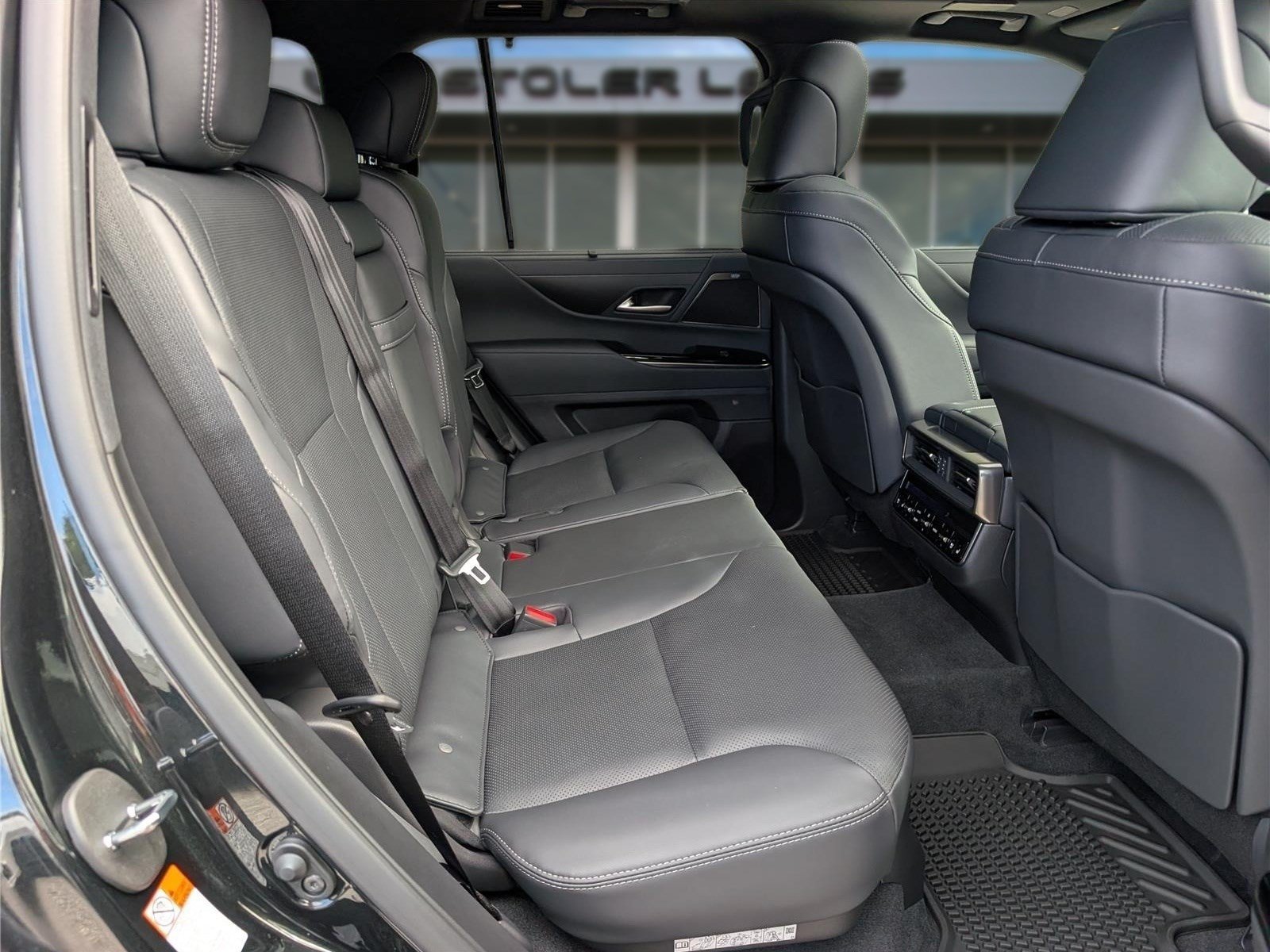 New 2026 Lexus LX 600 4WD w/ Accessory Package (2T) image 8