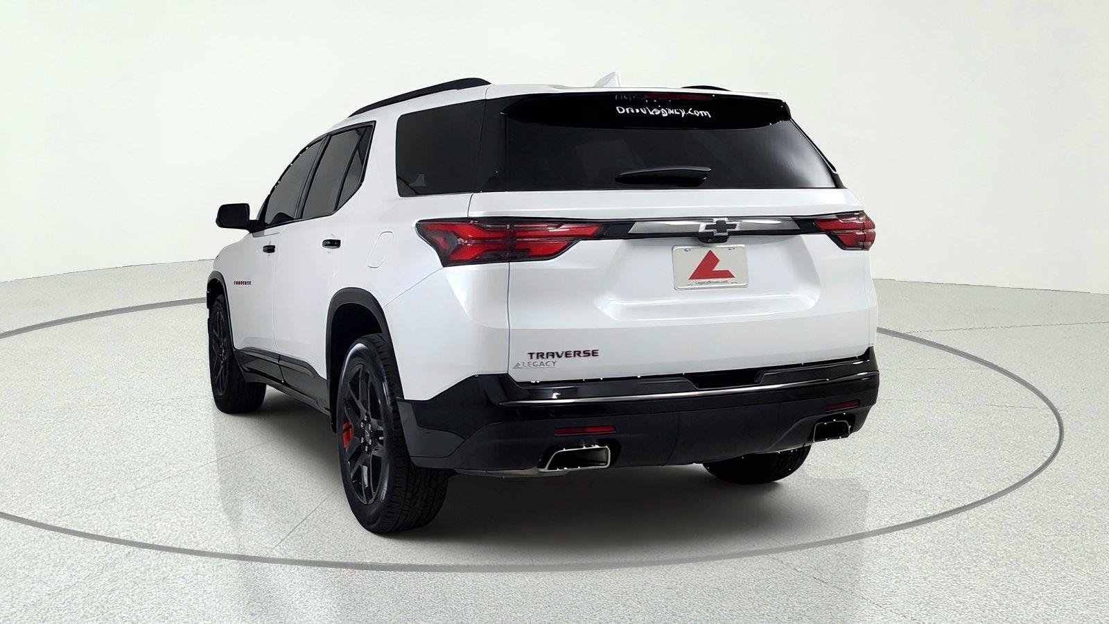 Used 2023 Chevrolet Traverse Premier w/ Redline Edition FWD image 5