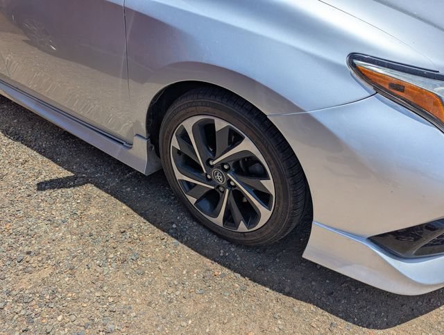 Used 2018 Toyota Corolla iM w/ Carpet Mat Package (TMS) FWD image 5