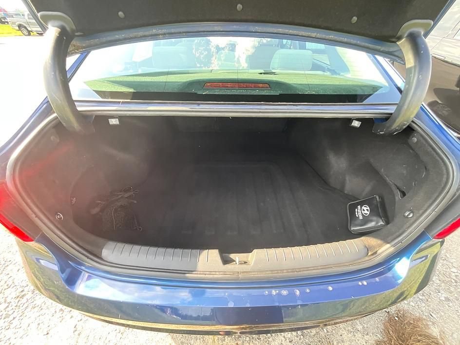 Used 2017 Hyundai Sonata SE FWD image 8
