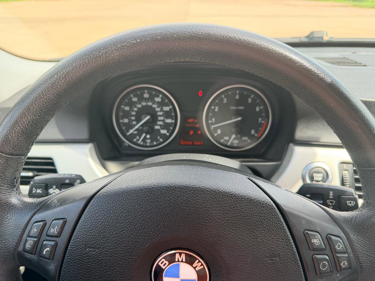 Used 2008 BMW 335xi Sedan AWD/4WD image 18