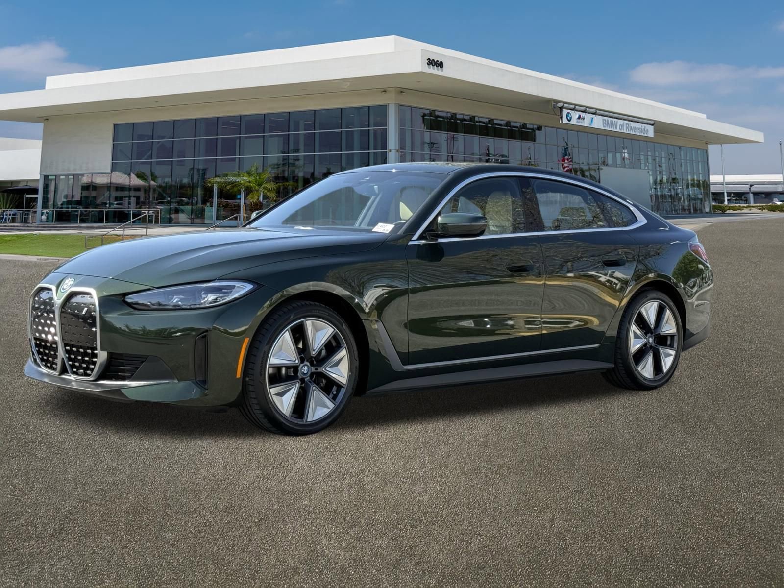 Certified 2023 BMW i4 eDrive35 RWD image 5
