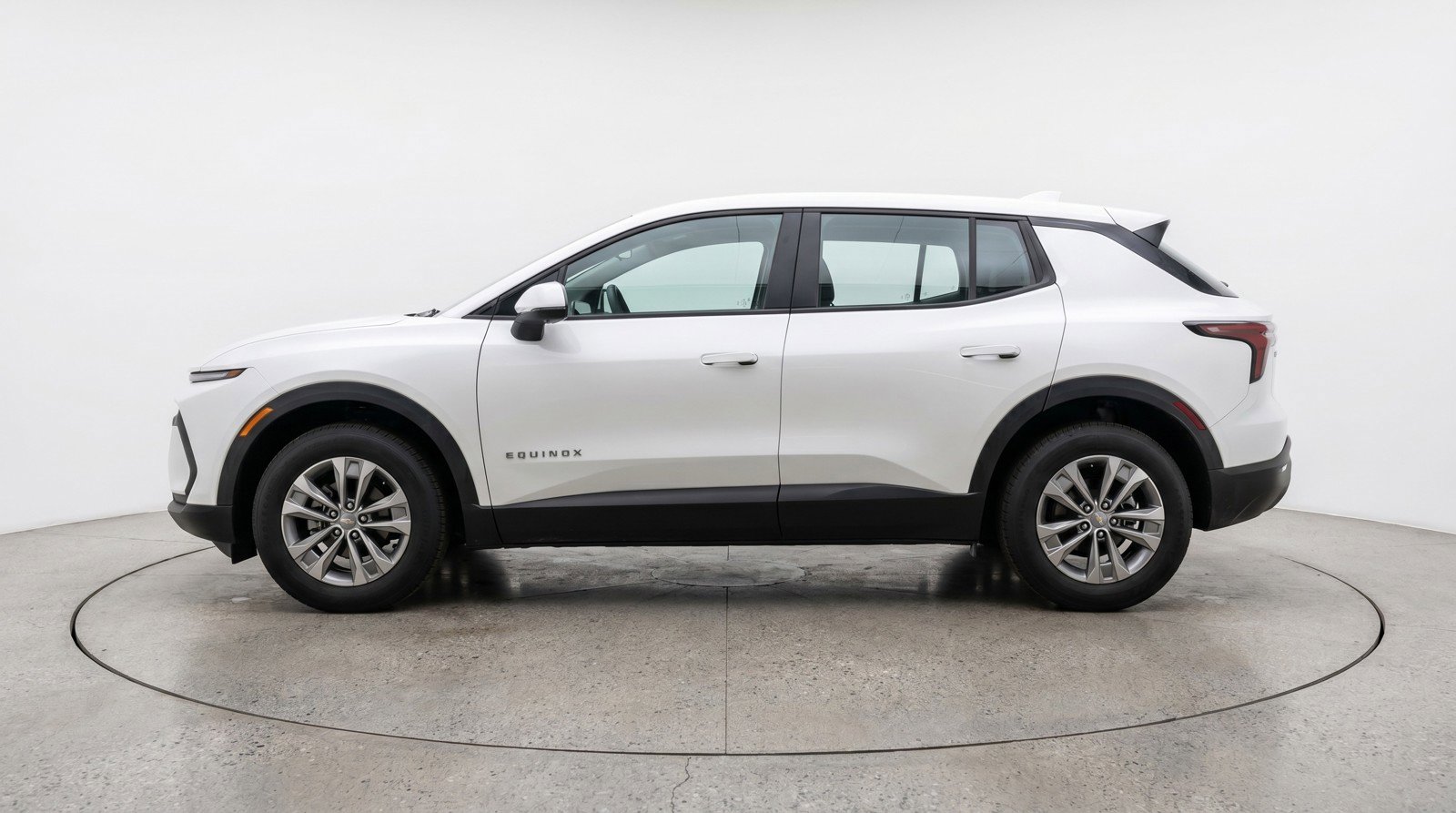 Used 2025 Chevrolet Equinox LT FWD image 5