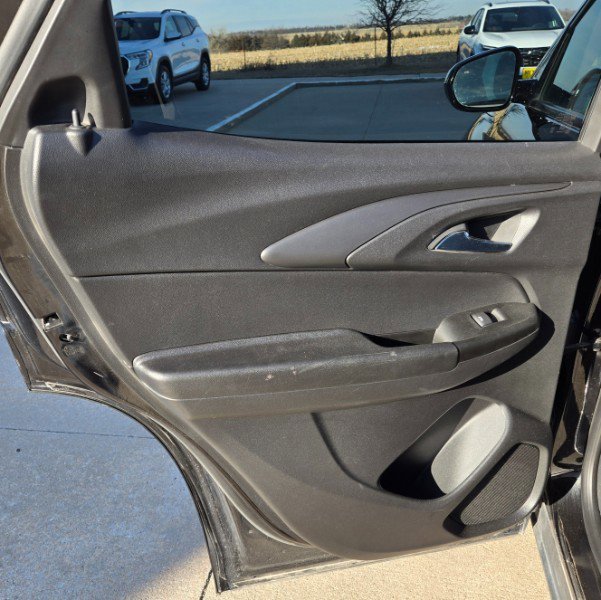 Used 2022 Chevrolet TrailBlazer RS w/ Convenience Package image 13