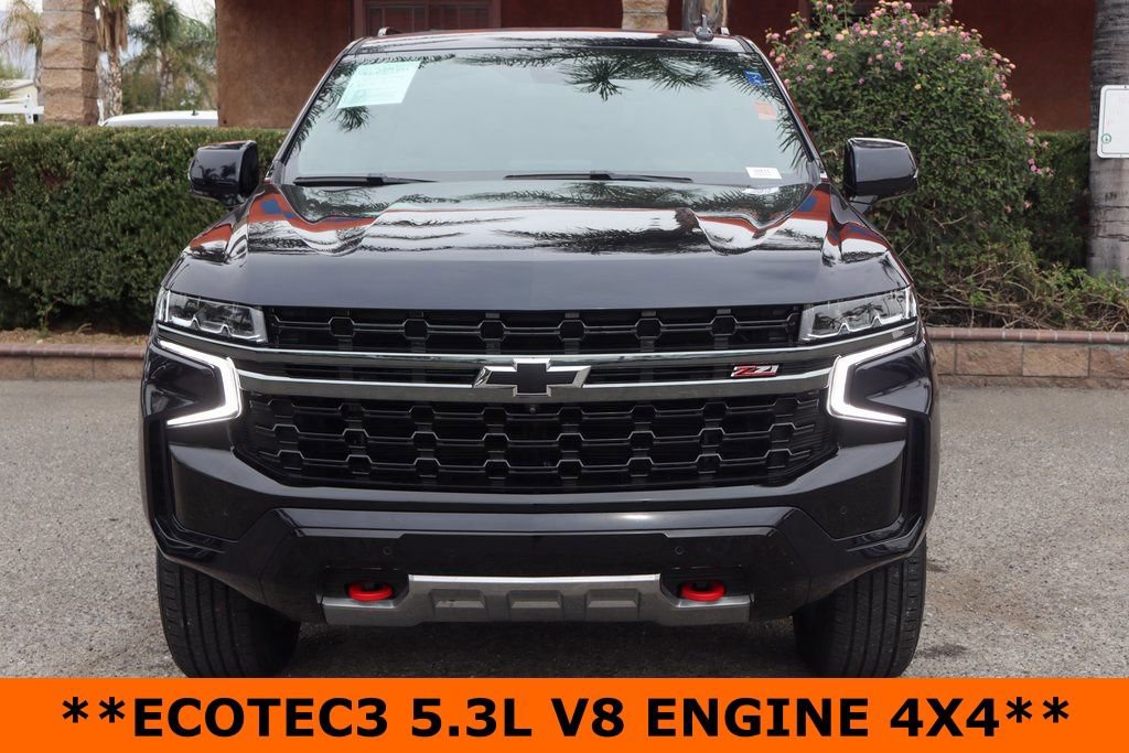 Used 2022 Chevrolet Suburban Z71 w/ Luxury Package image 3