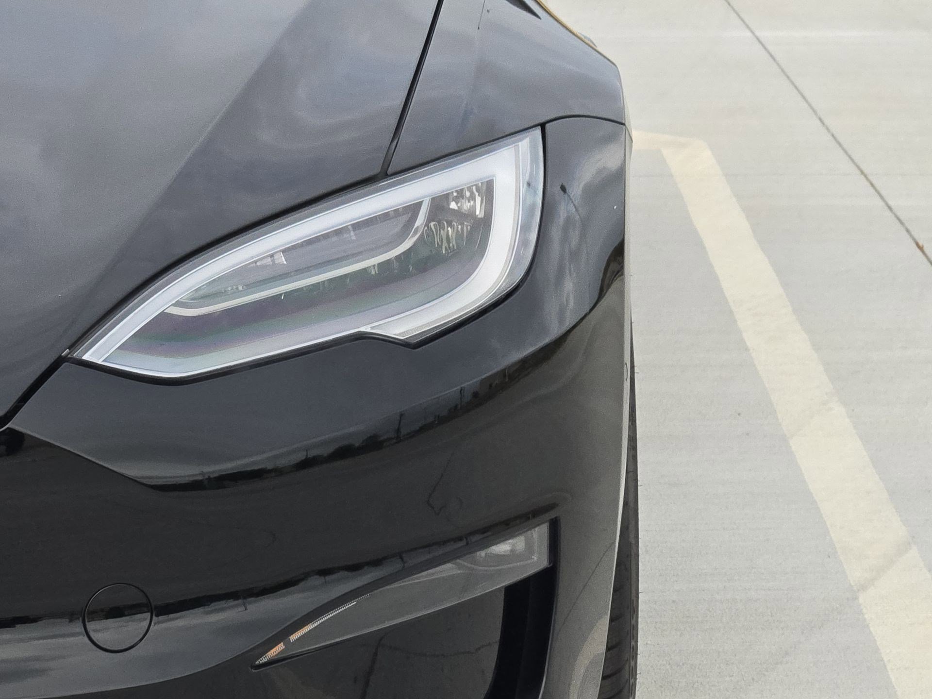 Used 2021 Tesla Model S Plaid image 10