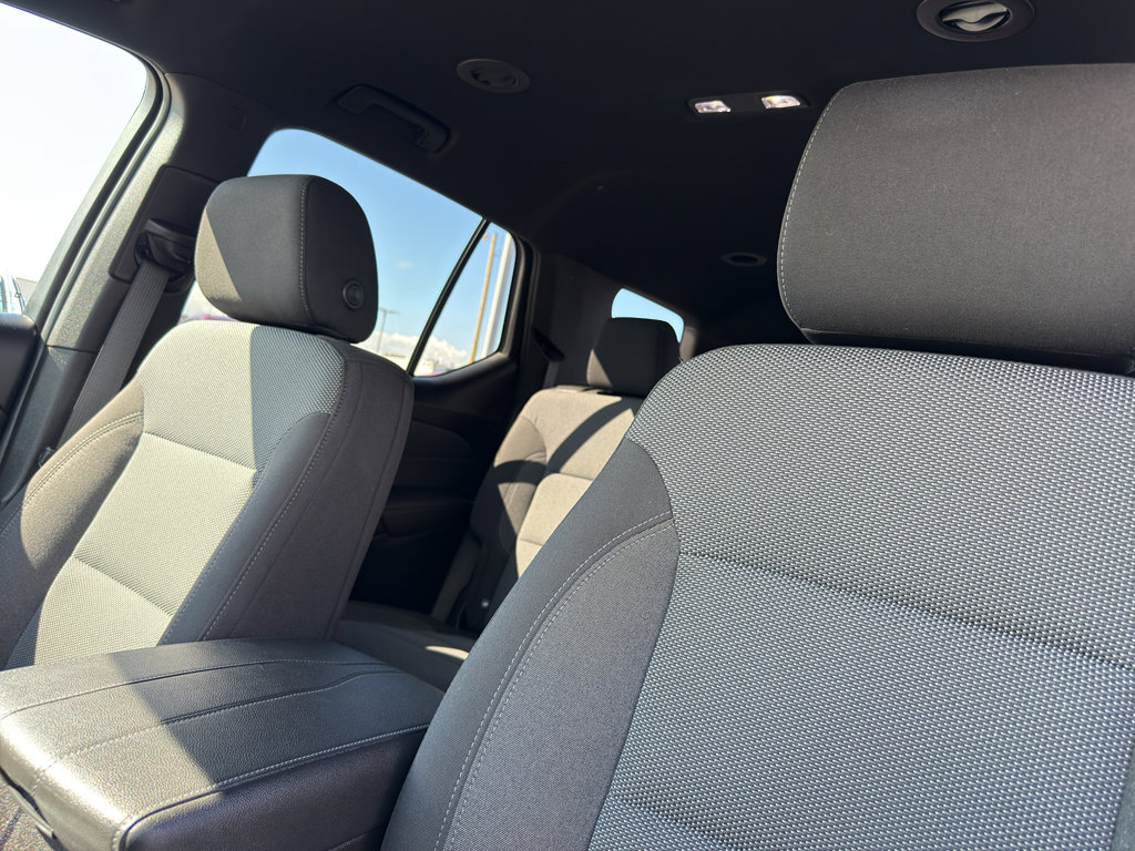 Used 2023 Chevrolet Traverse LT w/ LPO, Floor Liner Package image 28