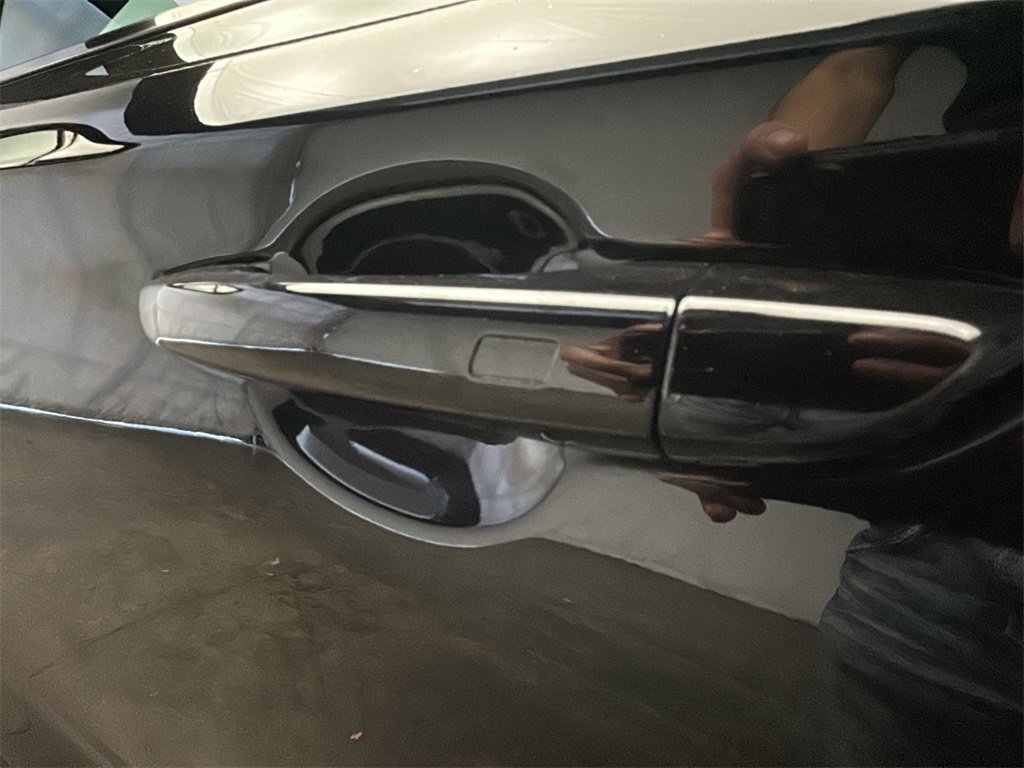 Certified 2025 Genesis G70 2.5T w/ Sport Prestige Package image 5