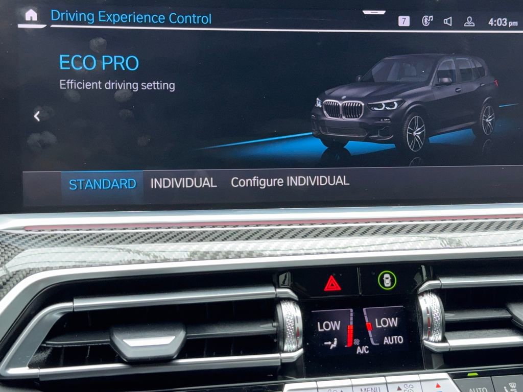 Used 2022 BMW X5 M50i AWD/4WD image 25