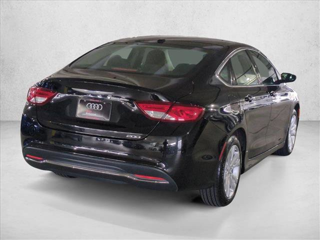 Used 2016 Chrysler 200 Limited w/ Convenience Group image 5