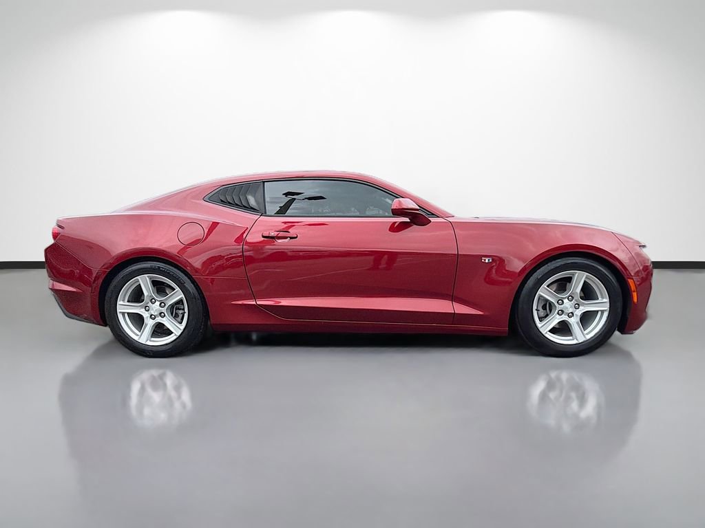 Used 2021 Chevrolet Camaro LT w/ Technology Package image 2